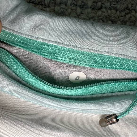 Lululemon leggings - size 8 - Picture 7 of 7